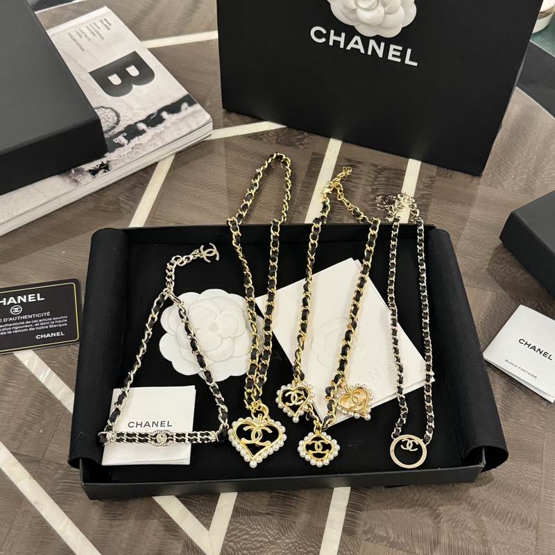 Chanel necklace 1lyx115